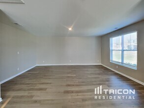 1507 Ashgrove Pl in Lebanon, TN - Foto de edificio - Building Photo