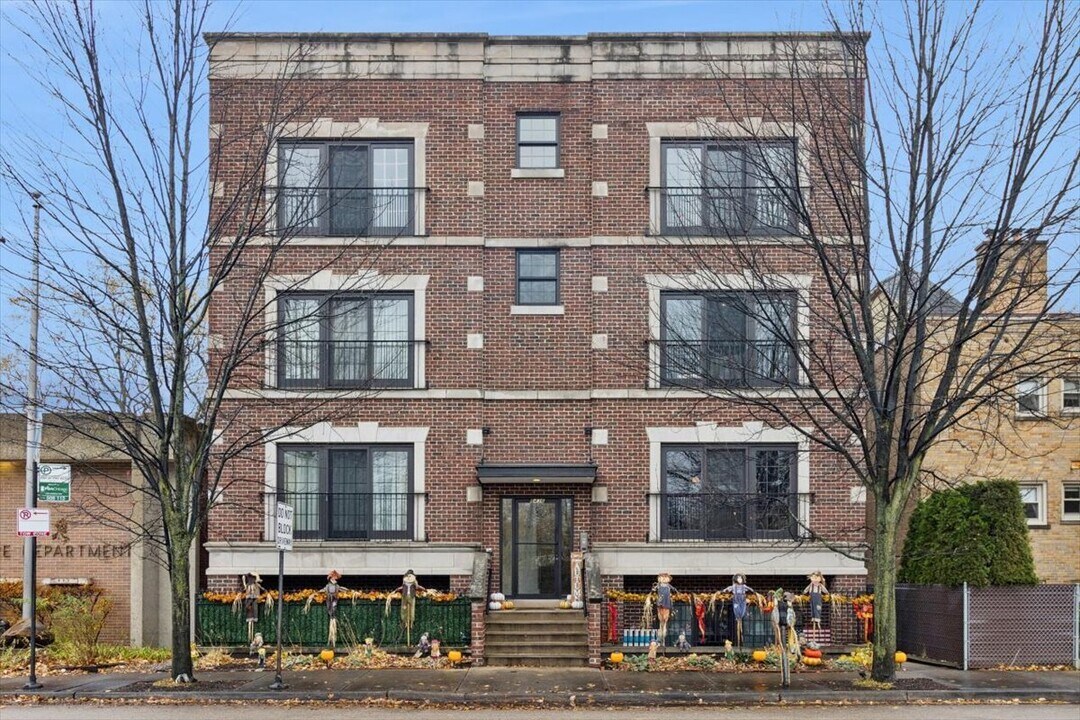 6436 N Lehigh Ave in Chicago, IL - Building Photo