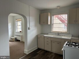 208 W Gay St in West Chester, PA - Building Photo