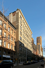 59 W 71st St in New York, NY - Building Photo - Building Photo