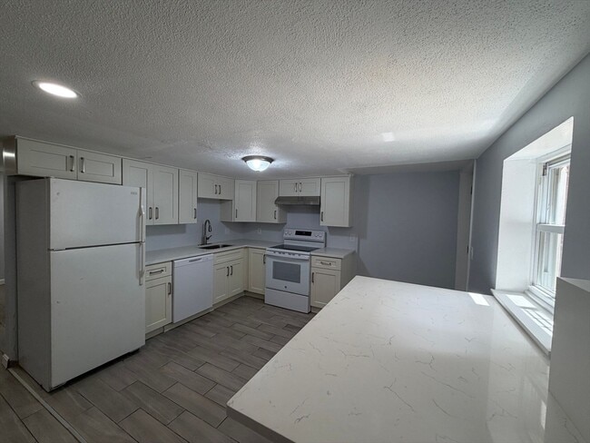property at 31 Chelsea St