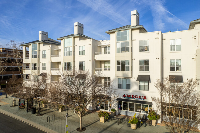 Park Place South in Mountain View, CA - Building Photo - Building Photo