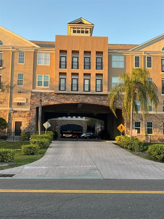 property at 4221 W Spruce St