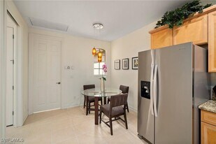 8519 Chase Preserve Dr in Naples, FL - Building Photo