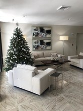 2000 Presidential Way-Unit -806 in West Palm Beach, FL - Building Photo - Building Photo