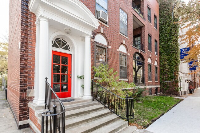 property at 5131 S Blackstone Ave