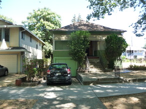 Midtown Sacramento Triplex in Sacramento, CA - Building Photo - Building Photo