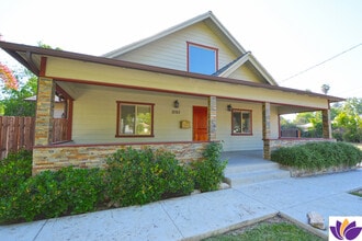 1093 Avoca Ave in Pasadena, CA - Building Photo - Building Photo