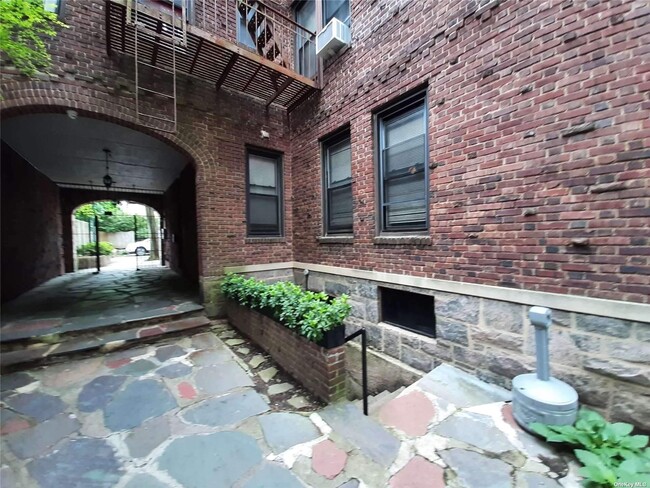property at 1 Hillside Ave