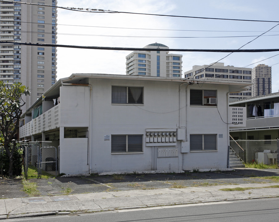 2311 Fern St in Honolulu, HI - Building Photo