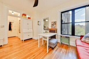 1091 Boylston St, Unit 48 in Boston, MA - Building Photo