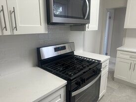 2005 John F Kennedy Blvd in Jersey City, NJ - Building Photo