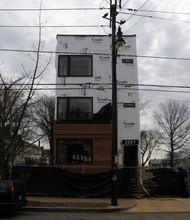 Jackson Place Flats in Washington, DC - Building Photo - Building Photo