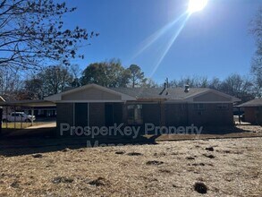 2745 N Wallace Dr in Montgomery, AL - Building Photo - Building Photo