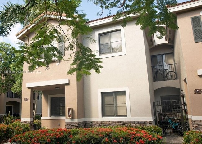 22721 SW 88th Pl in Cutler Bay, FL - Building Photo - Building Photo