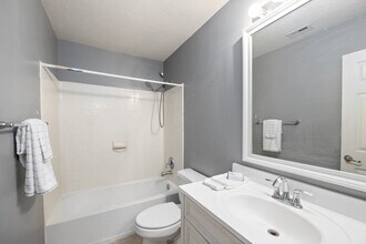 1946 Hawthorne Brook Ln in Fresno, TX - Building Photo - Building Photo