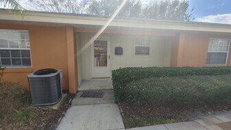 4800 Tangerine Ave in Winter Park, FL - Building Photo