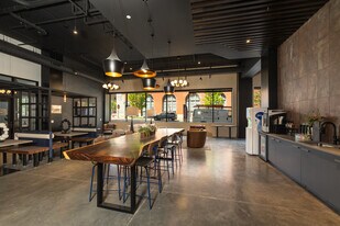 11th and Spruce in St. Louis, MO - Building Photo