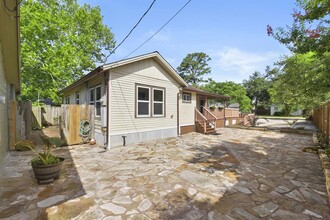 500 Walnut St in Tomball, TX - Building Photo - Building Photo