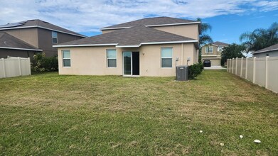 108 Cascade Bend Dr in Ruskin, FL - Building Photo - Building Photo