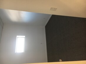 208 Center St in Wimbledon, ND - Foto de edificio - Building Photo