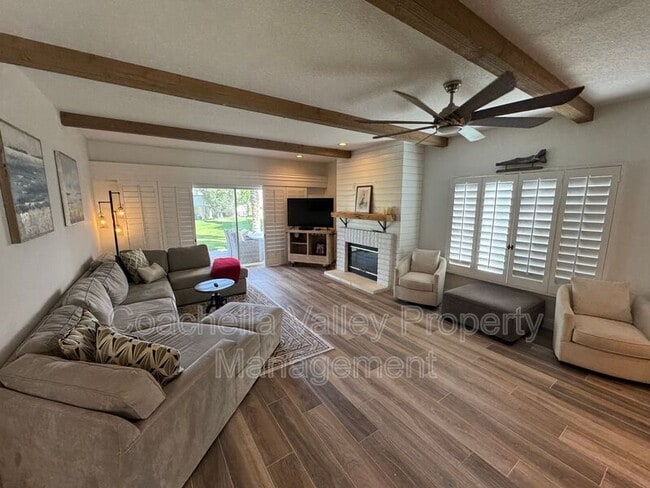 property at 289 Vista Royale Cir W