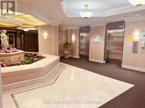 75-1775 Bamburgh Cir in Toronto, ON - Building Photo - Building Photo