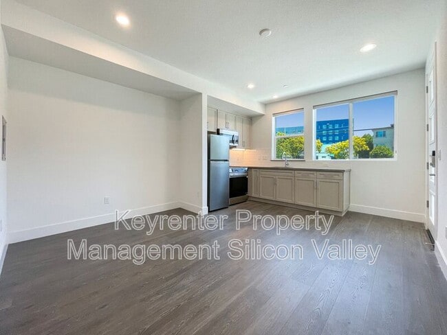property at 333 Montague Expy