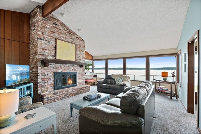 153 Maple Ln NW in Gig Harbor, WA - Building Photo - Building Photo