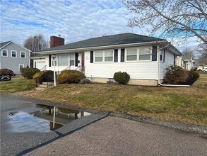 14 Leonard Terrace in Newport, RI - Building Photo - Building Photo