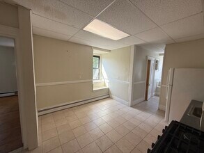 183 Harvard St, Unit 3 in Cambridge, MA - Foto de edificio - Building Photo