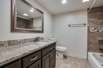 3346 Willow Crest Ln in Dallas, TX - Building Photo - Building Photo