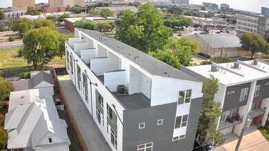 4210 Roseland Ave in Dallas, TX - Building Photo - Building Photo