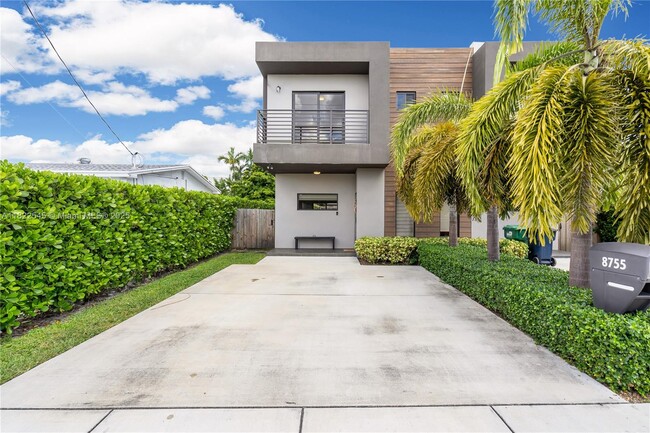 property at 8755 SW 34th St