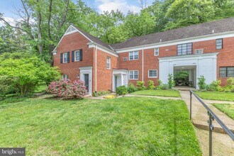 1618 Fitzgerald Ln-Unit -914-16 in Alexandria, VA - Building Photo - Building Photo