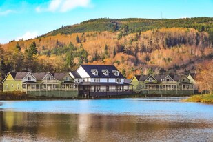 403 Abby Rd, Unit B in Raymond, WA - Building Photo