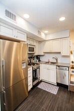 21 Hancock St, Unit 22 hancock street in Boston, MA - Building Photo - Building Photo