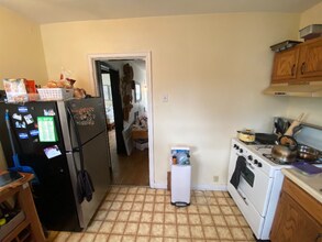 340 Ellis Ave in Iowa City, IA - Building Photo - Building Photo