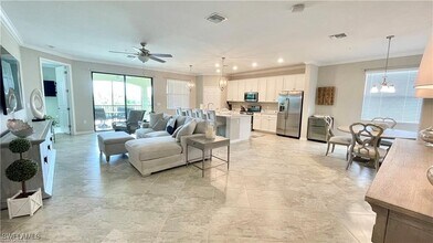 17321 Cherrywood Ct in Bonita Springs, FL - Building Photo - Building Photo