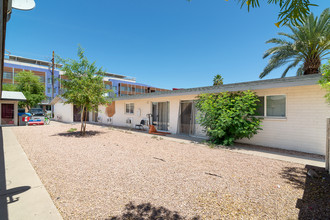 7304 E Belleview St in Scottsdale, AZ - Foto de edificio - Other