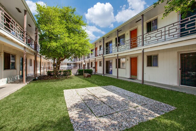 property at 325 E Phillips St