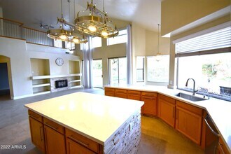768 E Irma Ln in Phoenix, AZ - Building Photo - Building Photo