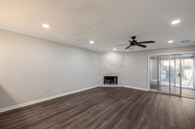 3517 Kennesaw Station Dr in Kennesaw, GA - Building Photo - Building Photo