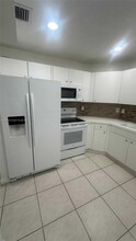 5000 NW 116th Ct in Doral, FL - Building Photo - Building Photo