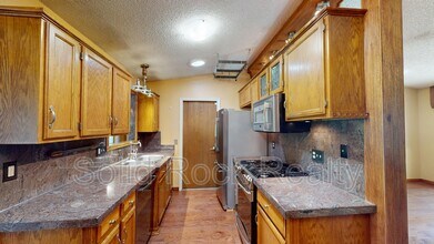 6713 Fredrick Dr in Colorado Springs, CO - Building Photo - Building Photo