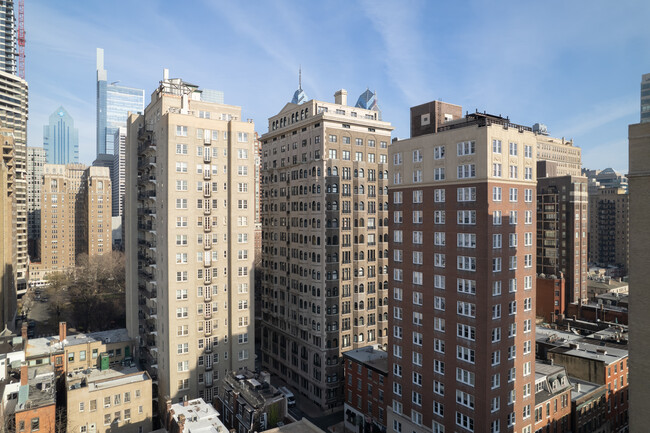 Residential Condo Building in Philadelphia, PA - Building Photo - Building Photo