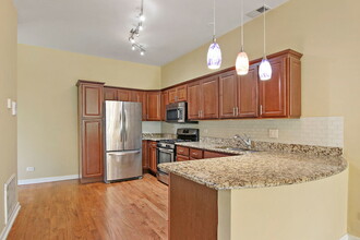 4527 S St Lawrence Ave in Chicago, IL - Building Photo - Building Photo