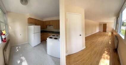 172 Cliff St, Unit 1 in Burlington, VT - Foto de edificio - Building Photo