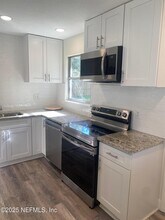 7262 Kivler Dr in Jacksonville, FL - Building Photo - Building Photo