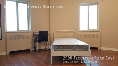 2998 Tecumseh Rd E in Windsor, ON - Building Photo - Building Photo